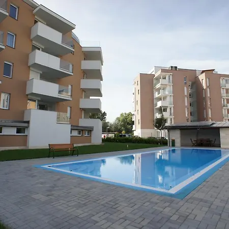 Solar Premium Apartman Apartman *